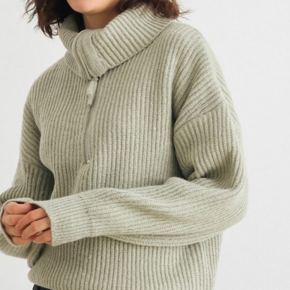 Lou & Grey Ribbed Knit 1/2 Zip Sweater - Picture 2 of 6